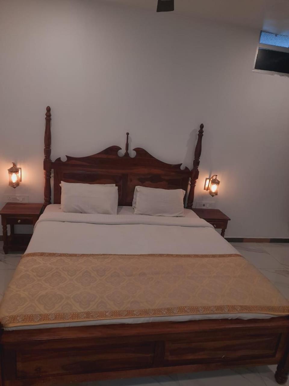 Hotel Sargam Sadan ウダイプル エクステリア 写真