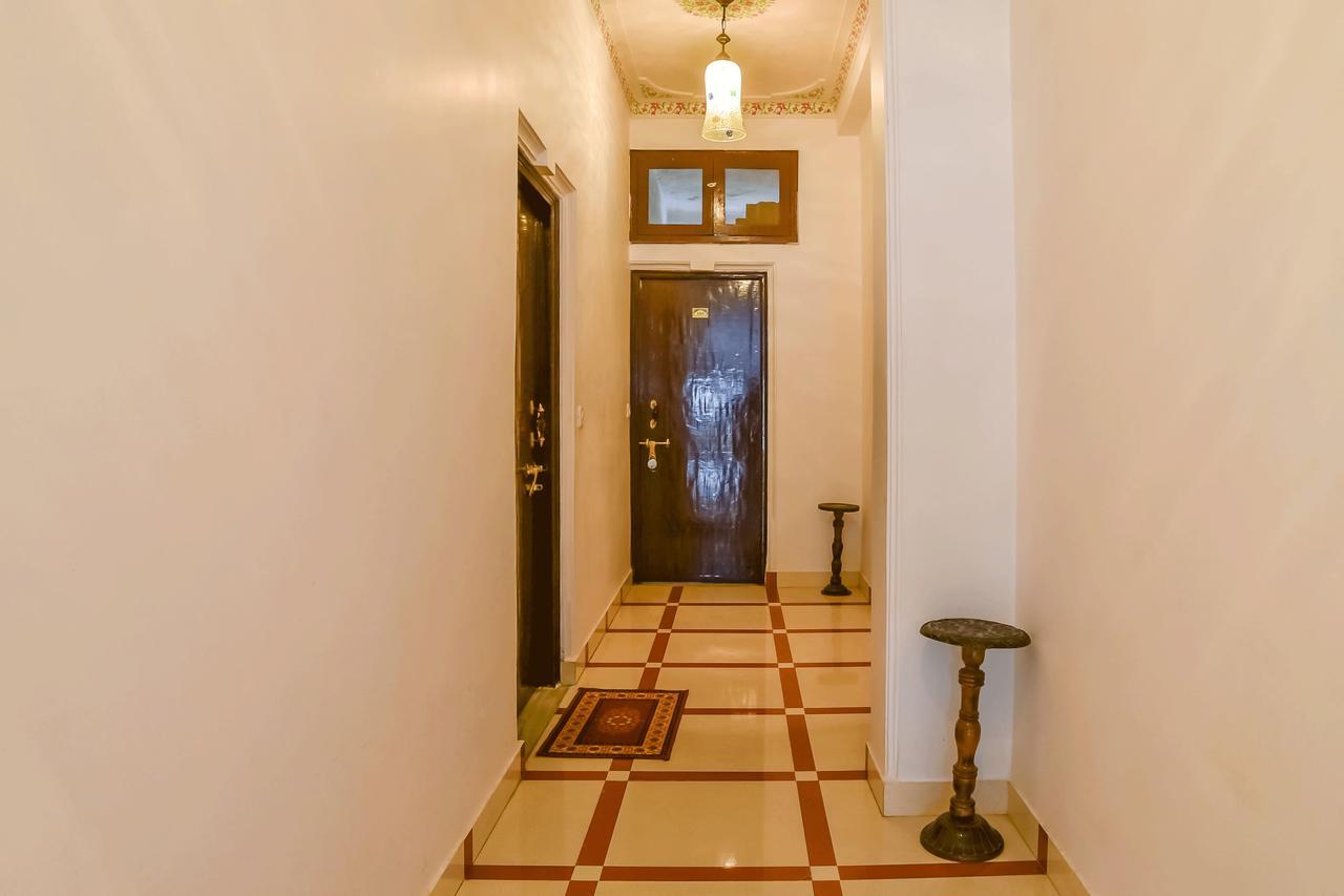 Hotel Sargam Sadan ウダイプル エクステリア 写真