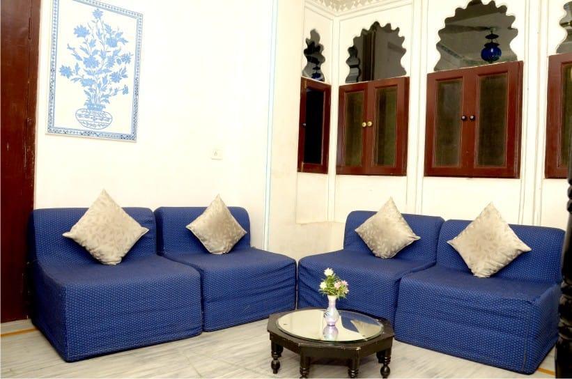 Hotel Sargam Sadan ウダイプル エクステリア 写真